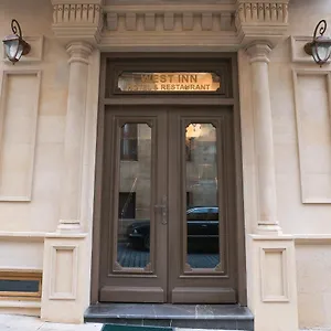 West & Restaurant Nz فندق